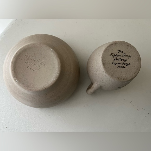 Pigeon Forge TN Pottery 2 Pieces Mini Pitcher and Small Bowl~ Dogwood Aqua. - Picture 5 of 8